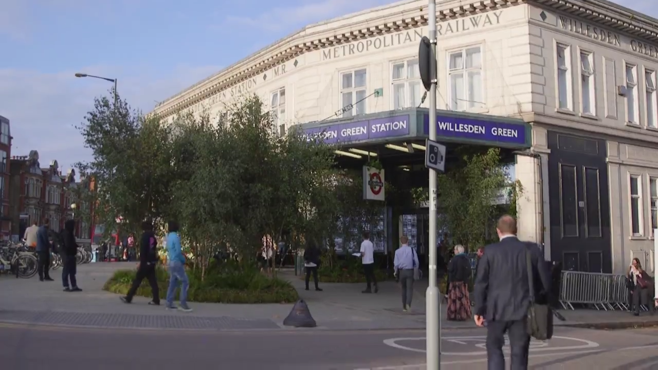 An image of Willesden Green tube station