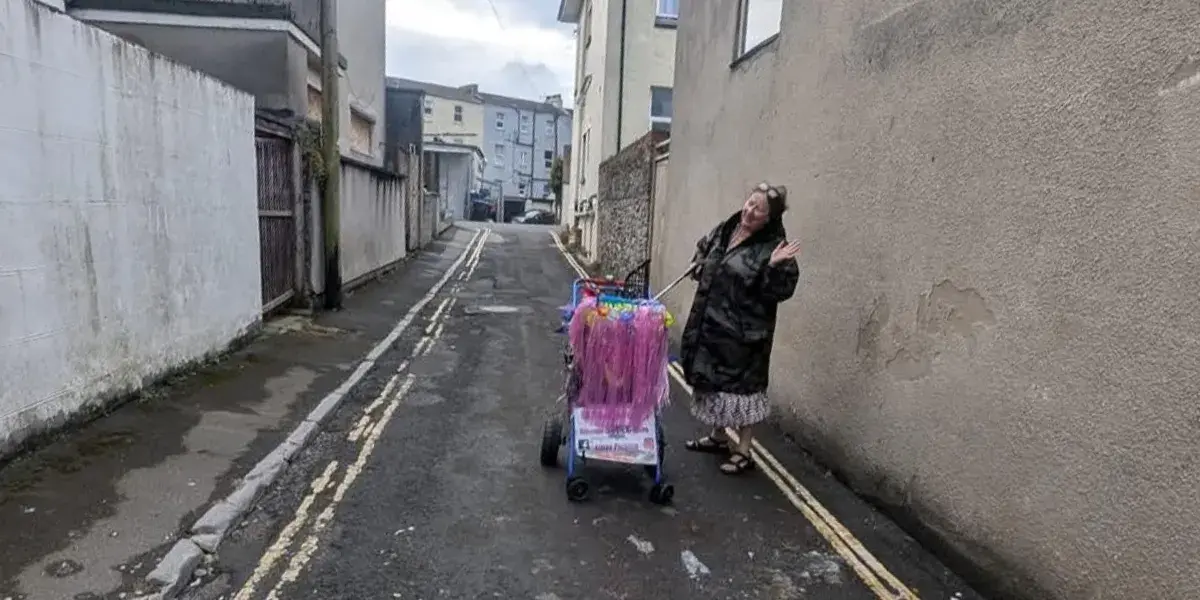 LHA Sophies Super Litter Picking